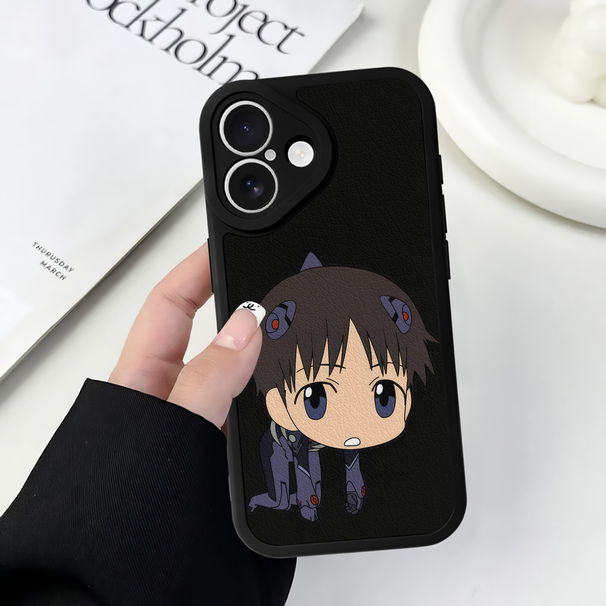 （画像用） EVA 新世紀エヴァンゲリオン 【iPhone 16シリーズ対応】シリコンスマホケース（レザー調） 材質：シリコン